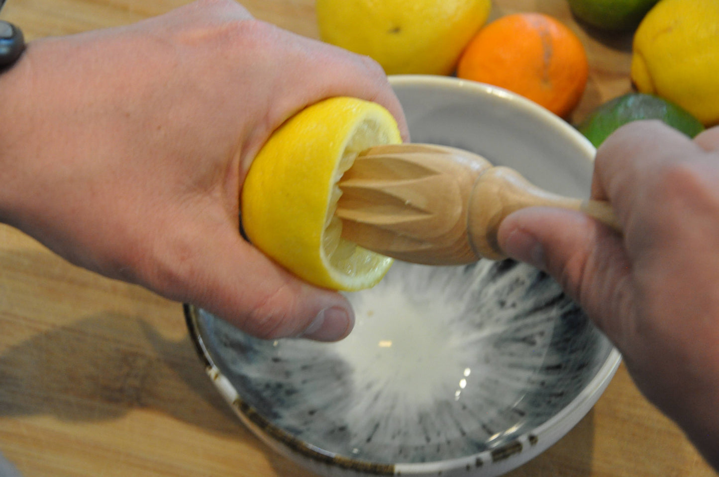 Citrus juicer - Beech Wood